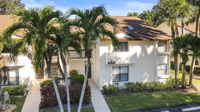$2,100 | 3311 Perimeter Drive, Unit 3311, Greenacres, FL 33467