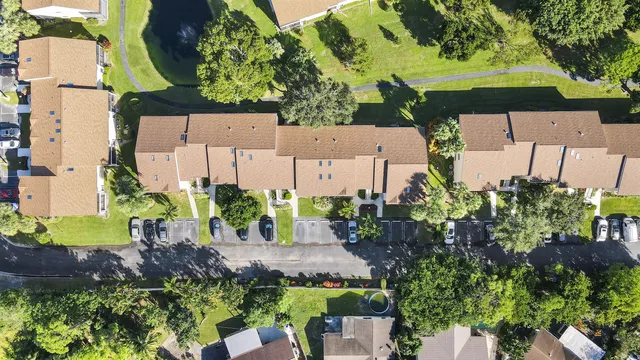 $2,100 | 3311 Perimeter Drive, Unit 3311, Greenacres, FL 33467