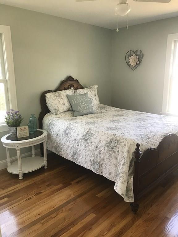 33 Surrey Road Springfield, MA 01118 - Photo 10 of 22 a bedroom with a bed and a window