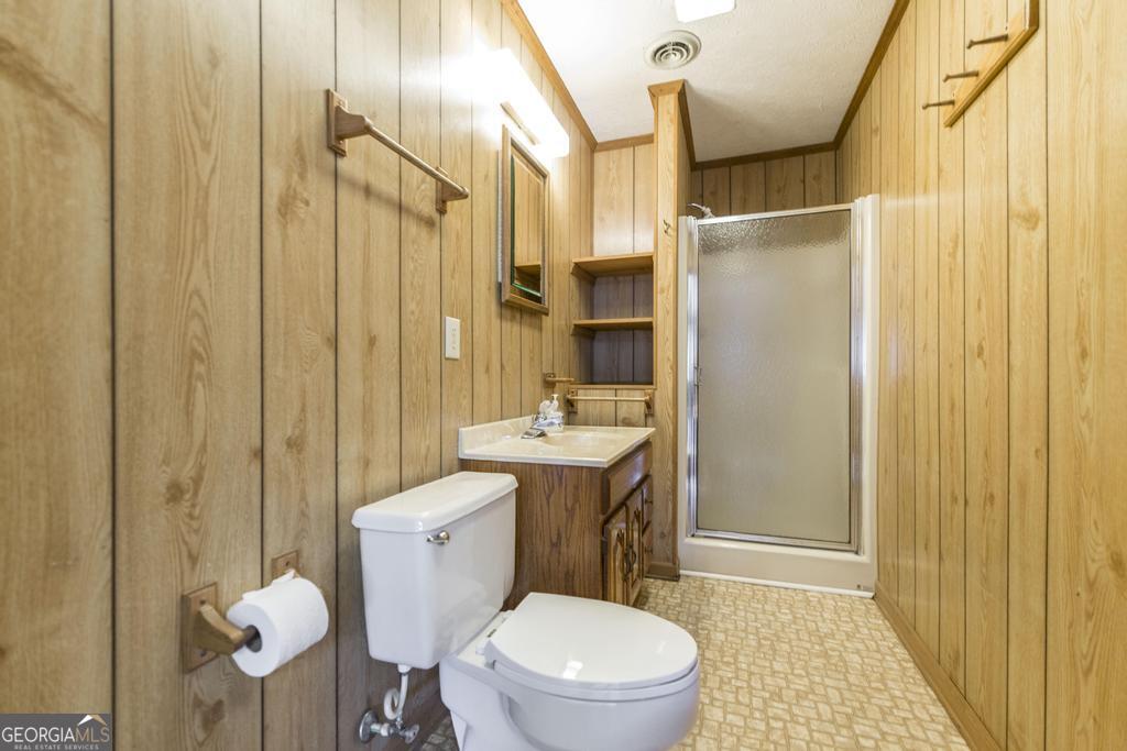 184 Davis Road Knoxville, GA 31050 - Photo 7 of 34