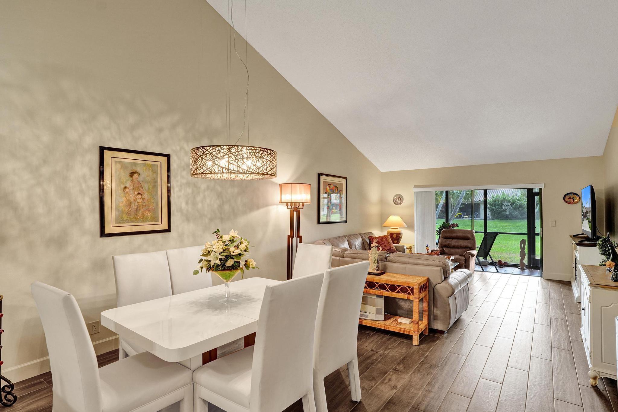 410 Buttonwood Place Boca Raton, FL 33431 - Photo 13 of 46 1000021726