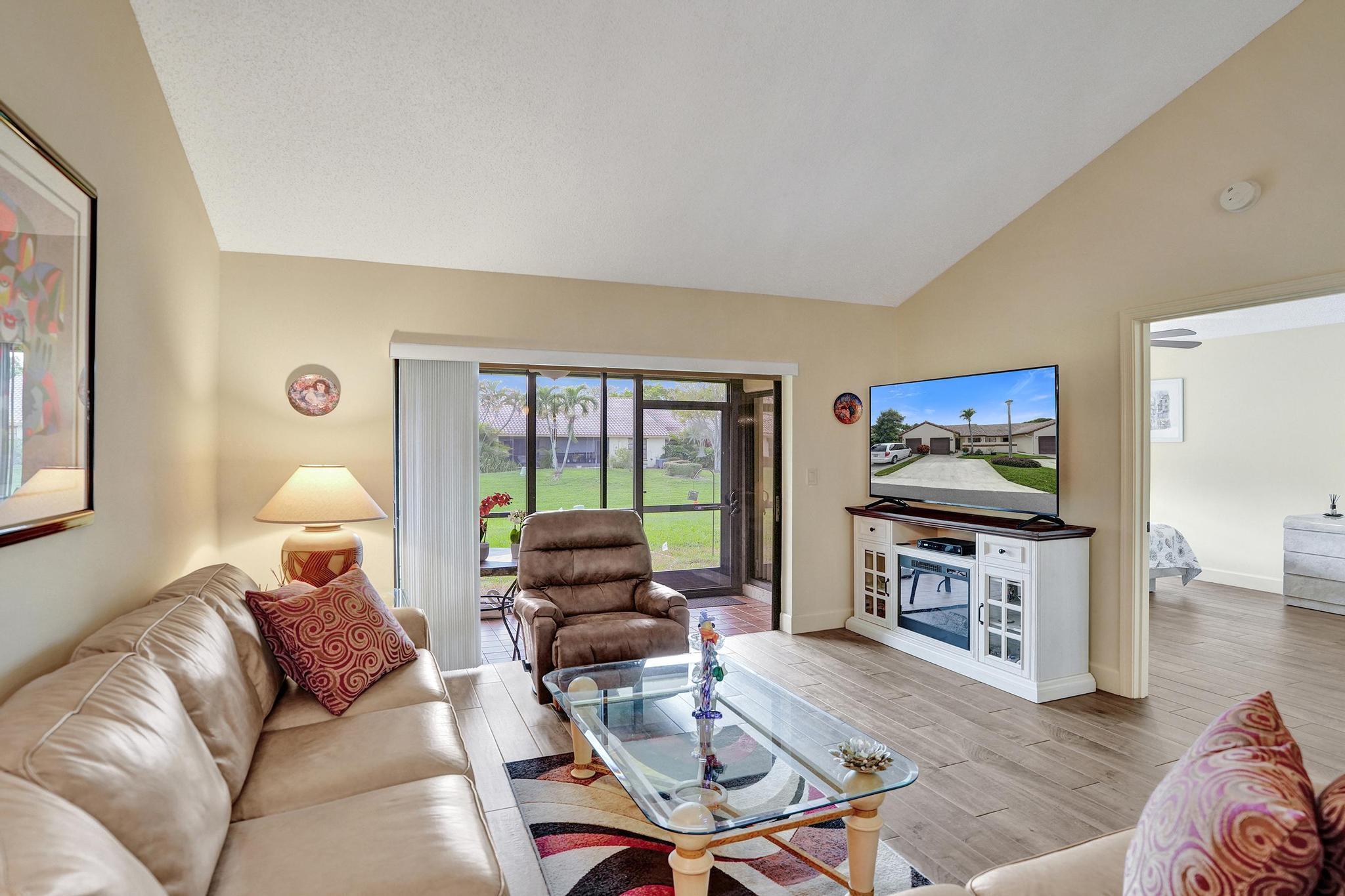 410 Buttonwood Place Boca Raton, FL 33431 - Photo 18 of 46 1000021736