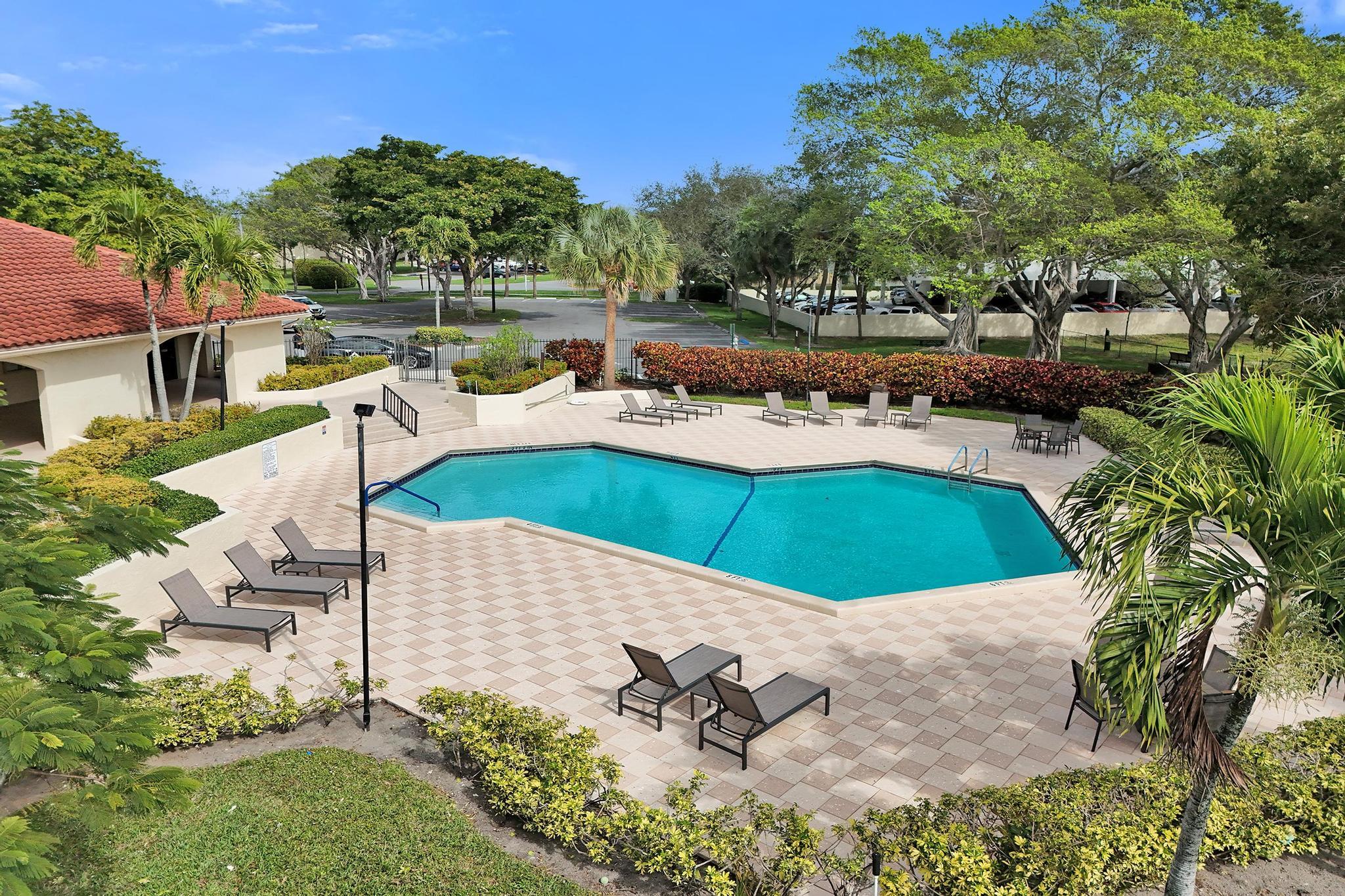 410 Buttonwood Place Boca Raton, FL 33431 - Photo 41 of 46 1000021711