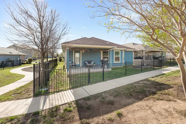 $299,900 | 131 Rains, Kyle, TX 78640