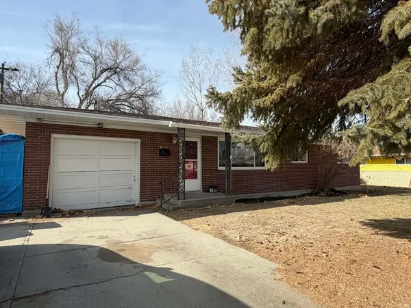 $259,000 | 944 Big Horn Drive, Riverton, WY 82501