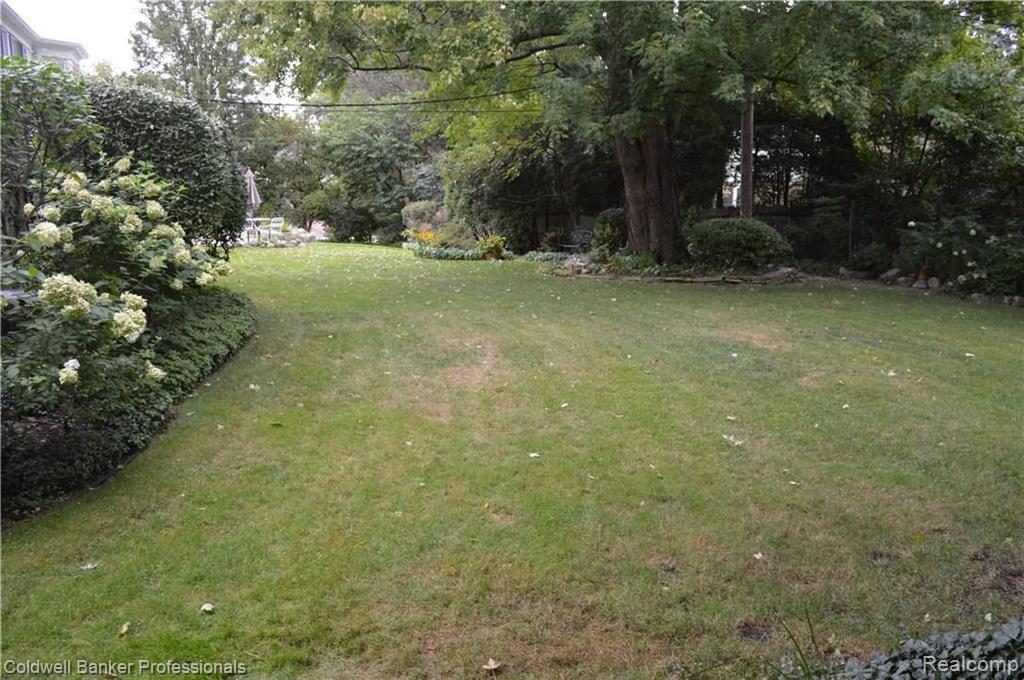 21 Beacon Hill Road Grosse Pointe Farms, MI 48236 - Photo 84 of 93