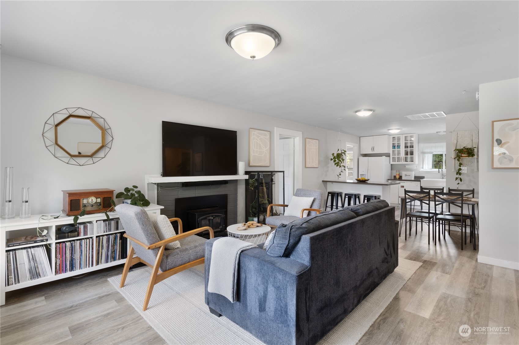 16205 Southeast Petrovitsky Road Renton, WA 98058 - Photo 3 of 21 Gallery Image 3