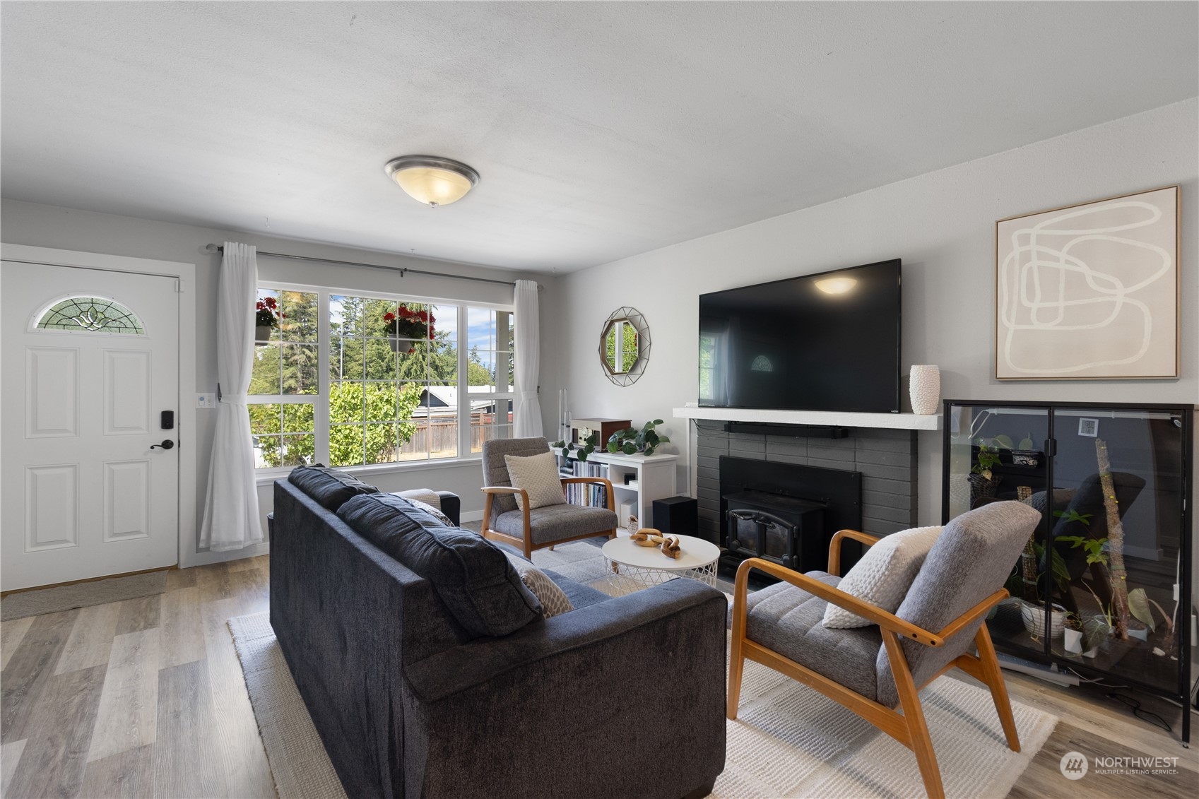16205 Southeast Petrovitsky Road Renton, WA 98058 - Photo 5 of 21 Gallery Image 5