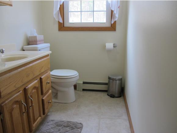 11 Armands Way Dunbarton, NH 03046 - Photo 11 of 21 Gallery Image 11
