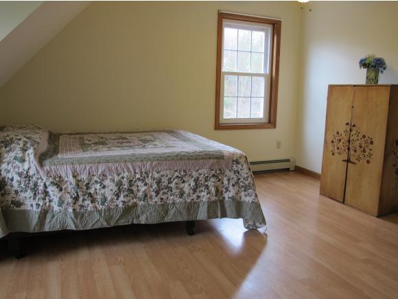 11 Armands Way Dunbarton, NH 03046 - Photo 8 of 21 Gallery Image 8