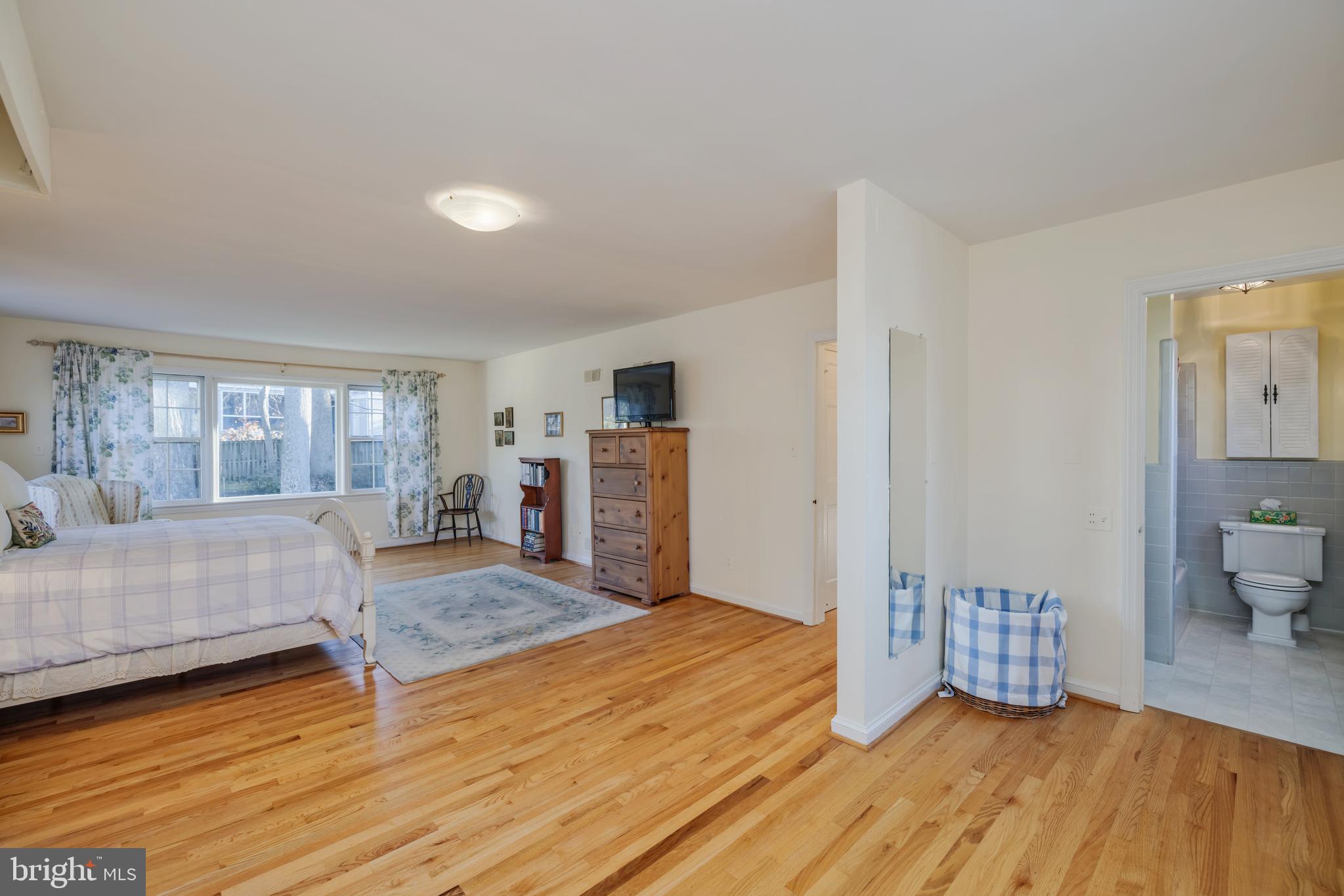 8217 Kerry Road Chevy Chase, MD 20815 - Photo 25 of 42 The Primary Bedroom