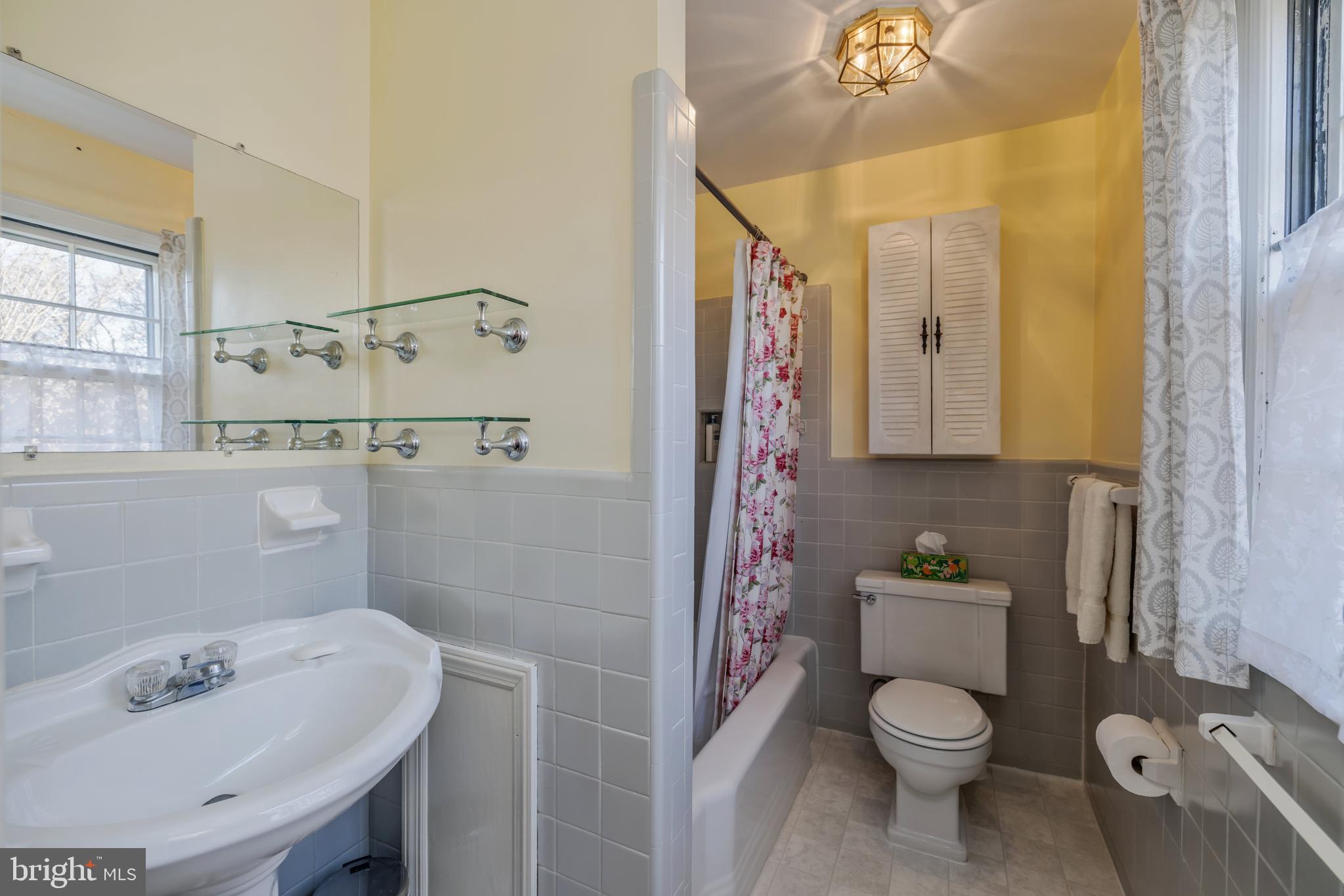 8217 Kerry Road Chevy Chase, MD 20815 - Photo 26 of 42 The ensuite Primary Bath