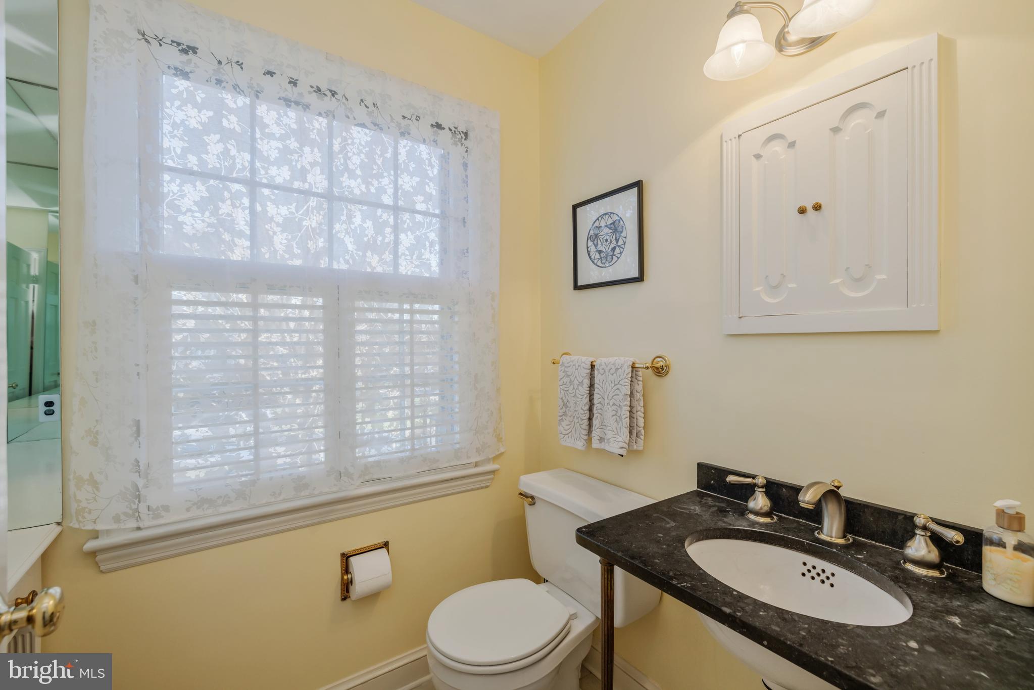 8217 Kerry Road Chevy Chase, MD 20815 - Photo 5 of 42 The Powder Room