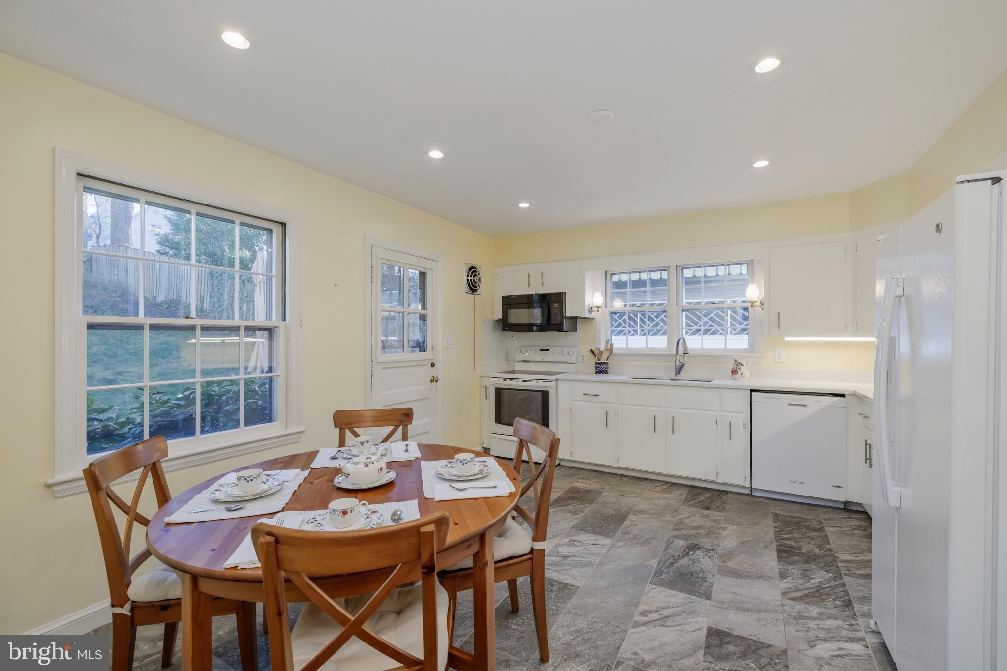8217 Kerry Road Chevy Chase, MD 20815 - Photo 6 of 42 The Eat-In Kitchen