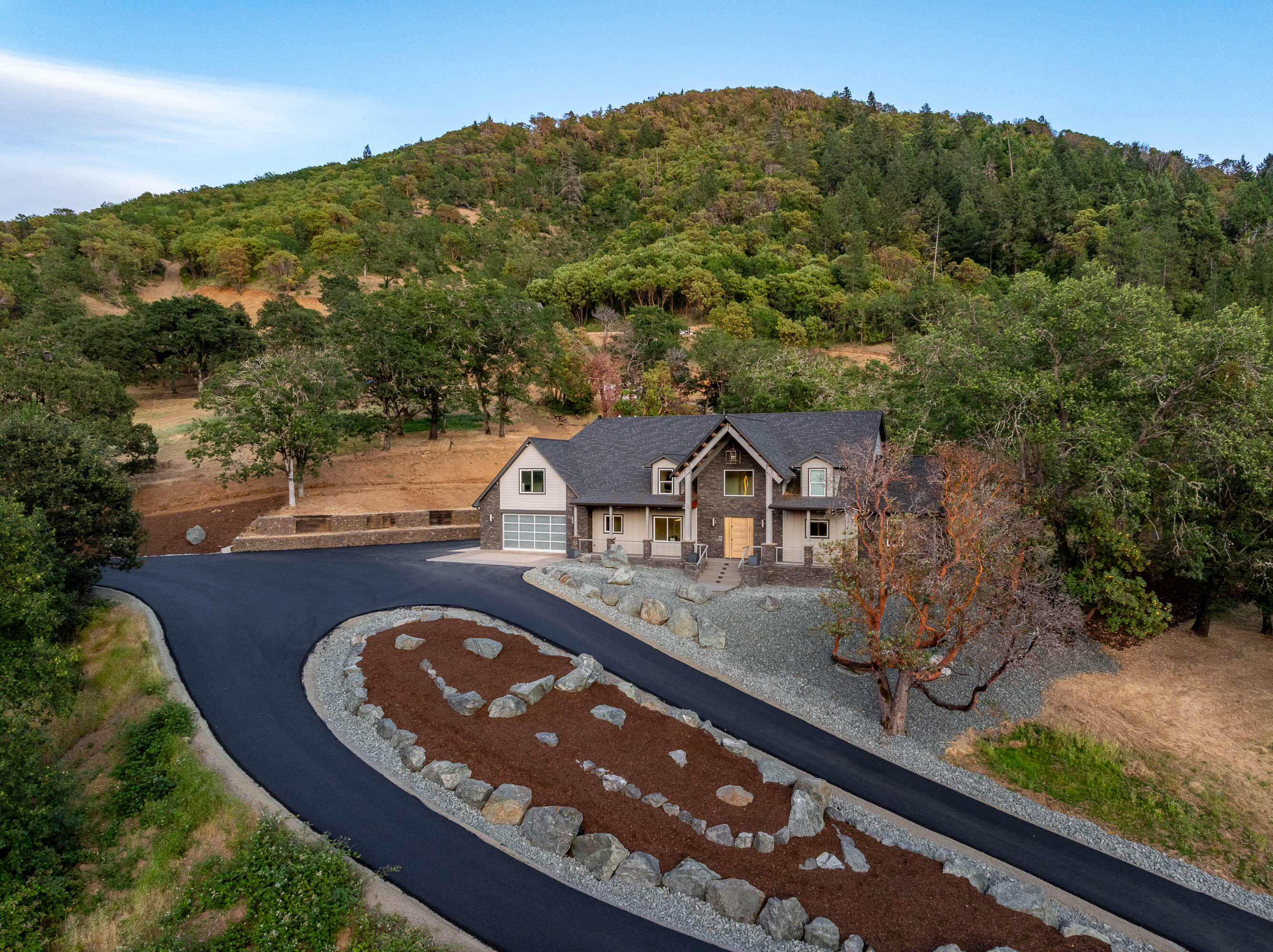 182 Wards Creek Road Rogue River, OR 97537 - Photo 2 of 80 DRONE (9 of 15)