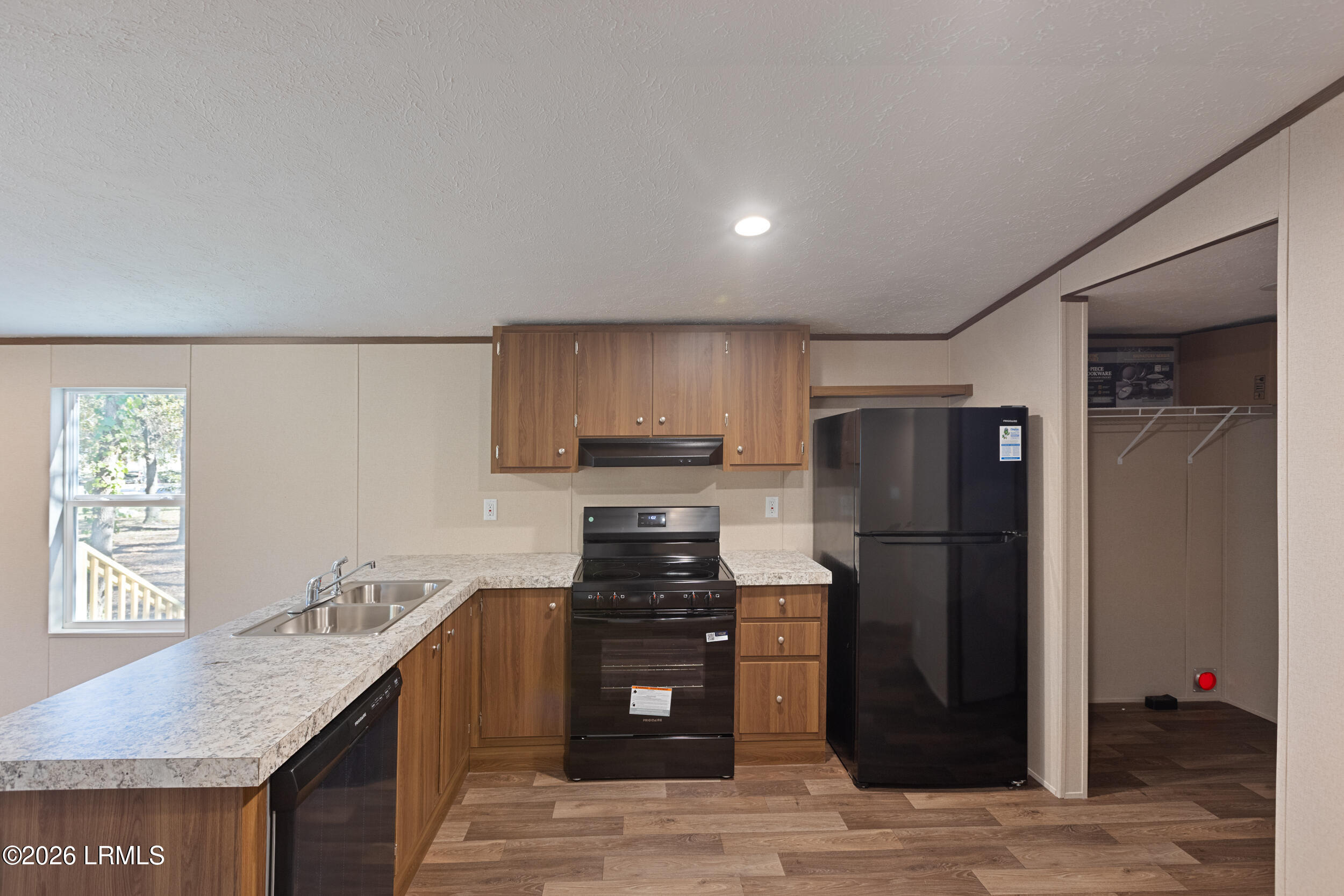 20 Crystal Street Seabrook, SC 29940 - Photo 11 of 23 BYAV3457