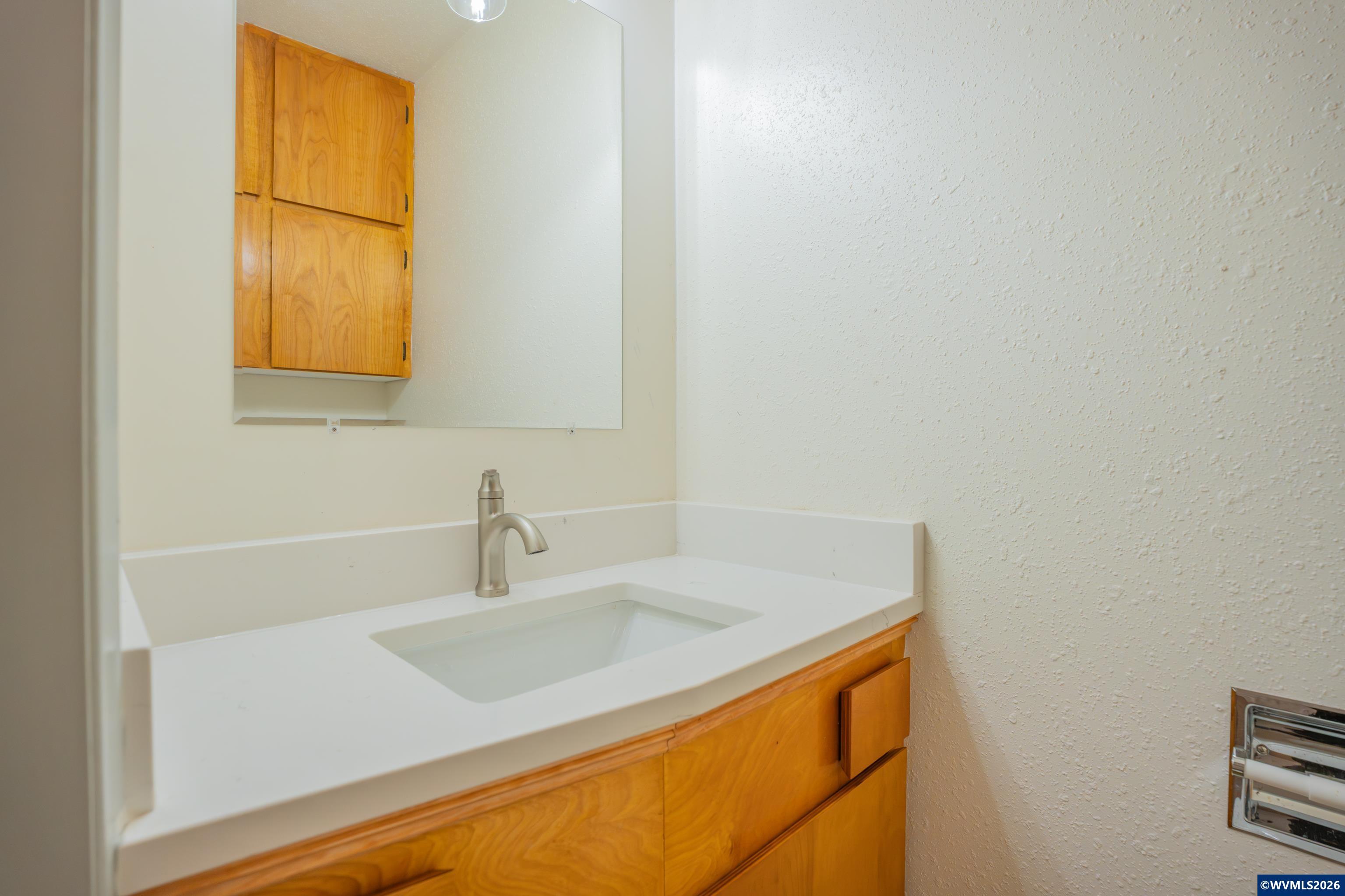 40025 Crestview Lane Lebanon, OR 97355 - Photo 21 of 39