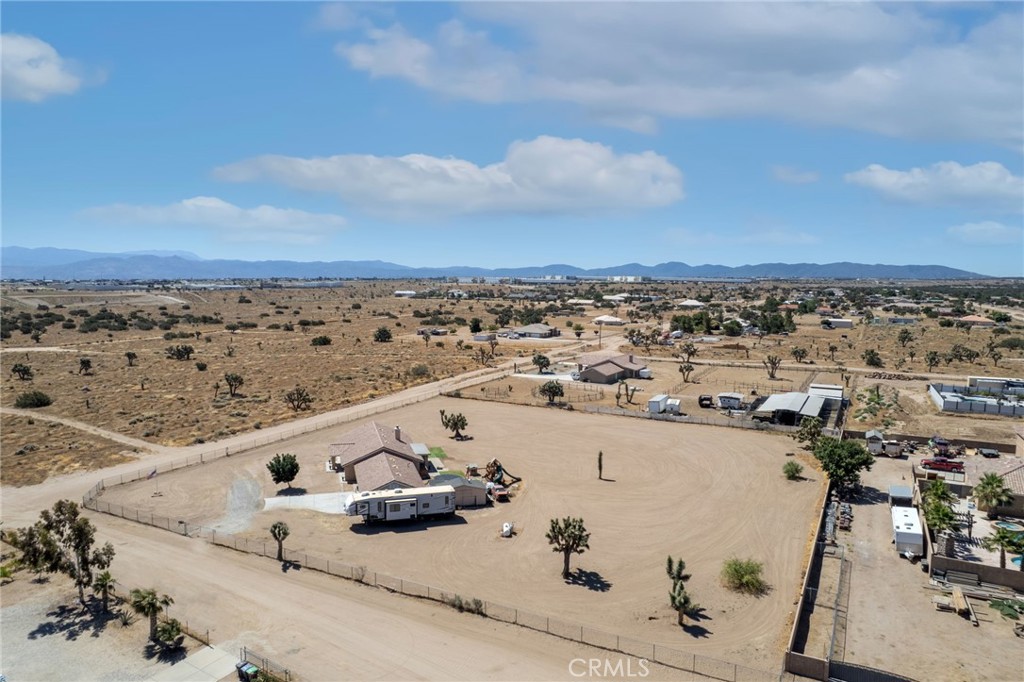 11385 Trinity Road Oak Hills, CA 92344 - Photo 32 of 38