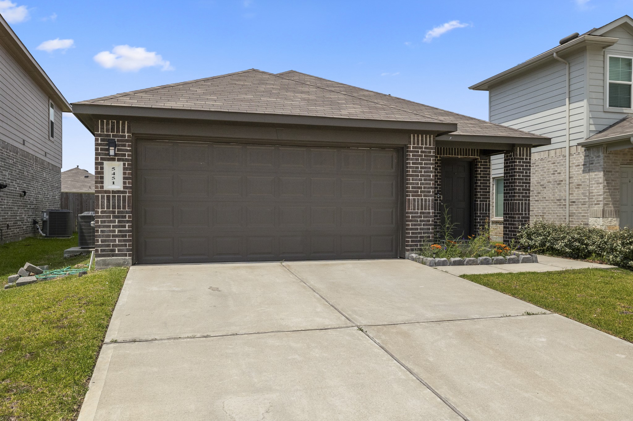 5451 Tuscany Hills Lane Spring, TX 77373 - Photo 3 of 48