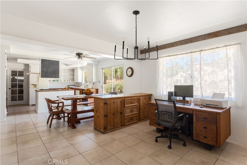 28492 Lilac Road Valley Center, CA 92082 - Photo 11 of 22 Great light & workspace