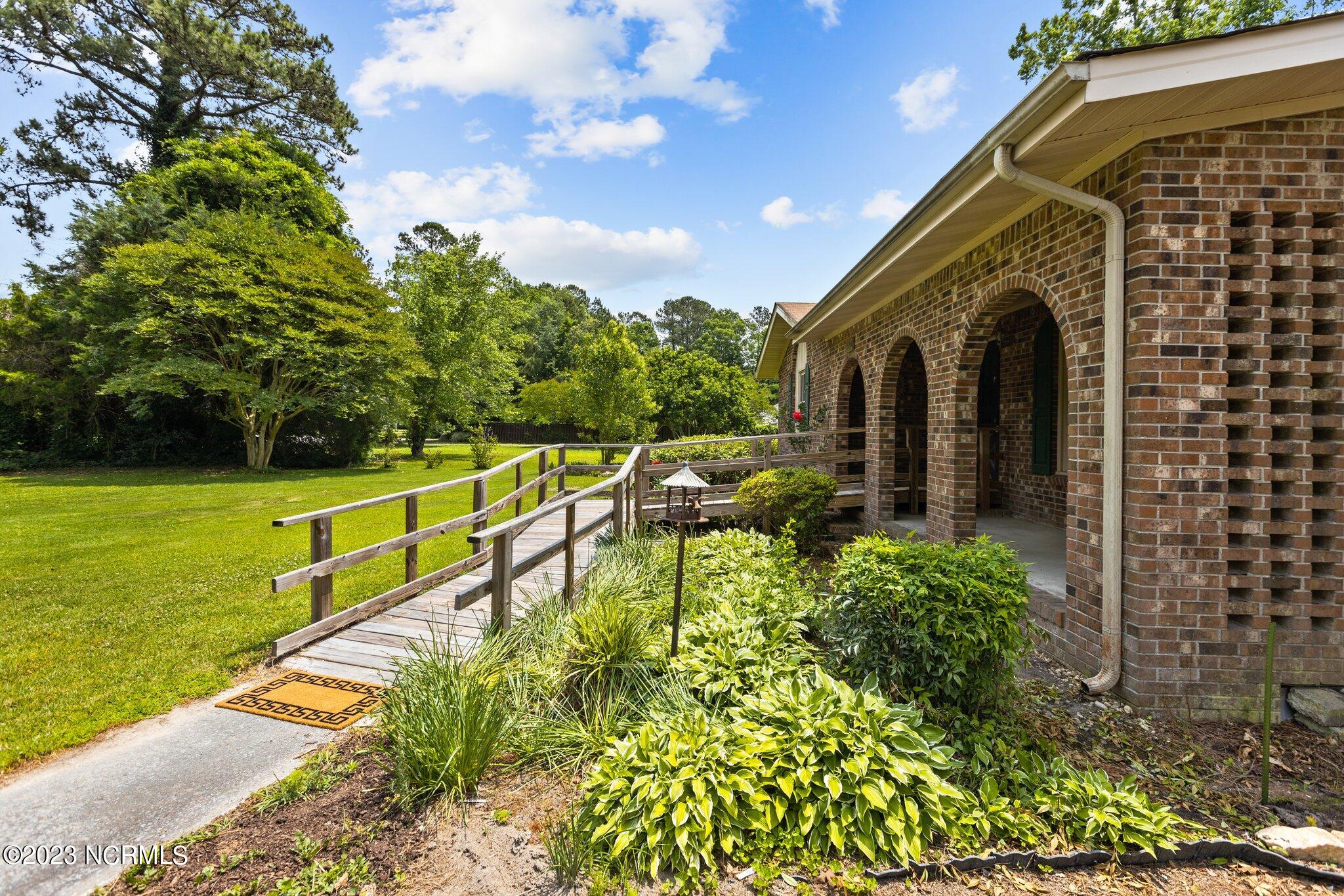 308 Mansfield Road Washington, NC 27889 - Photo 24 of 43 40-web-or-mls-IMGL2196
