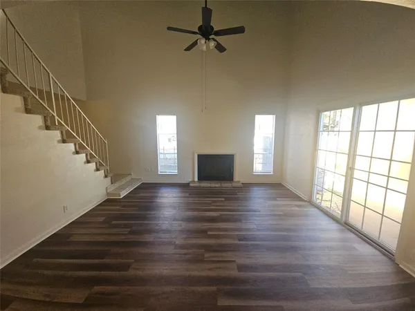 $1,800 | 2109 Fleur De Lis Court, Arlington, TX 76012