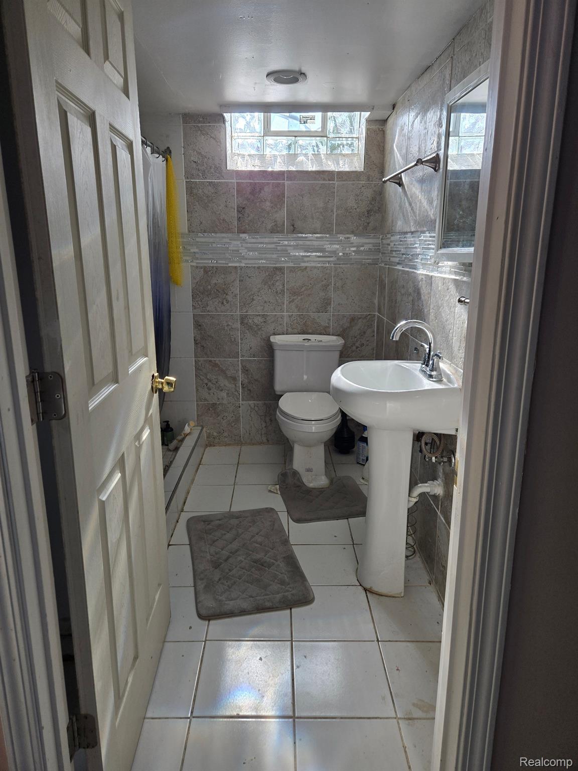 18800 East 10 Mile Road Eastpointe, MI 48021 - Photo 18 of 28 Gallery Image 18