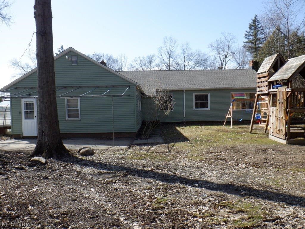 9887 Prospect Road Strongsville, OH 44149 - Photo 8 of 32 Gallery Image 8