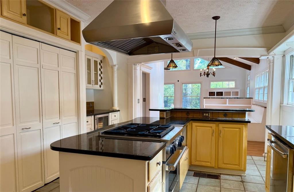 221 Mountain View Street Decatur, GA 30030 - Photo 6 of 40