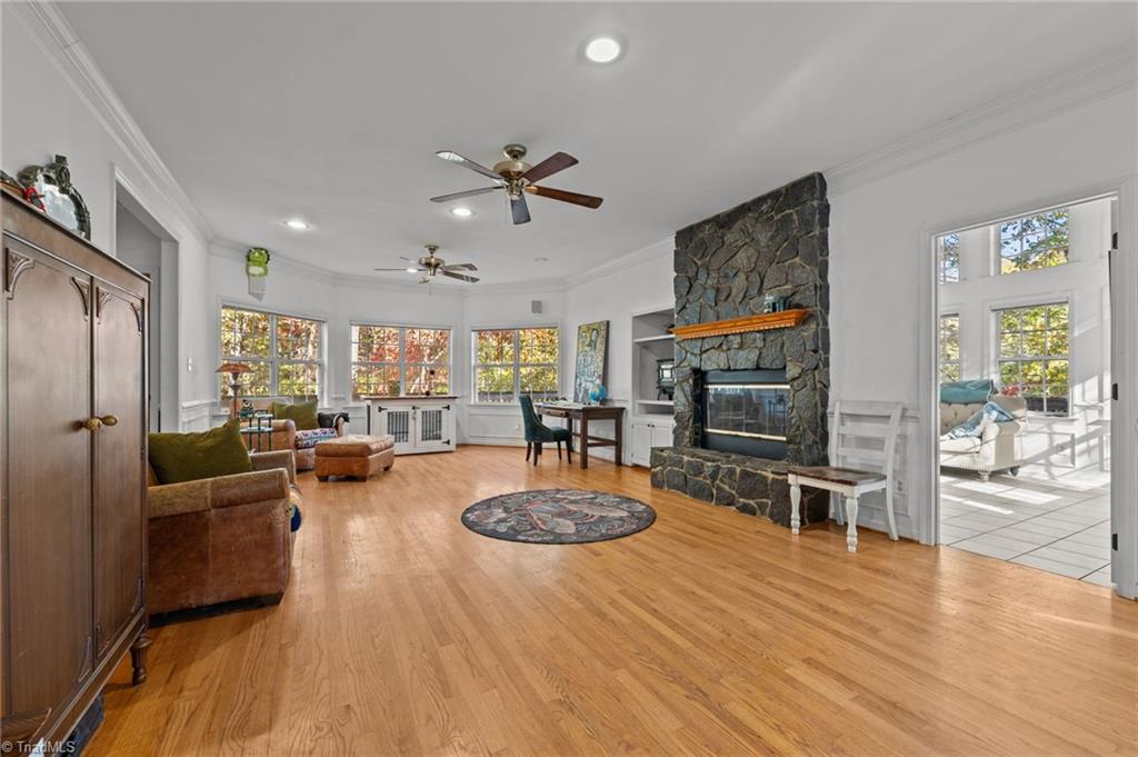 1040 Sycamore Street King, NC 27021 - Photo 11 of 46