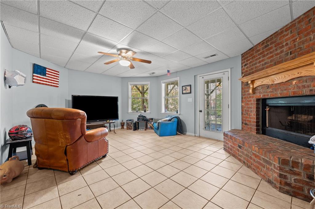 1040 Sycamore Street King, NC 27021 - Photo 24 of 46