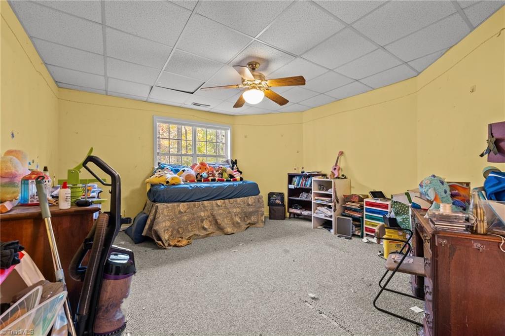 1040 Sycamore Street King, NC 27021 - Photo 27 of 46