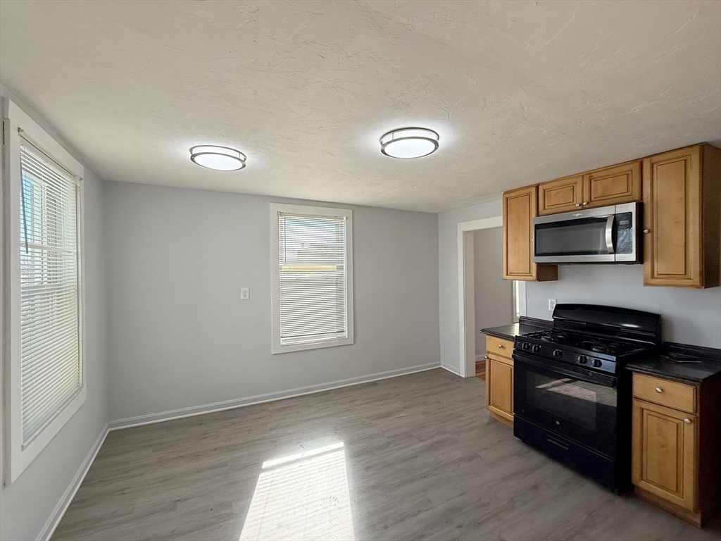 227 Chestnut Street, Unit 3 Lynn, MA 01902 - Photo 6 of 7