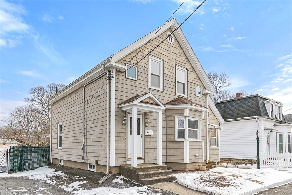 20 Pond Street Stoneham, MA 02180 - Photo 4 of 35 a front view of a house