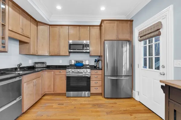 $5,550 | 55 Gates Street, Unit U1, Boston, MA 02127