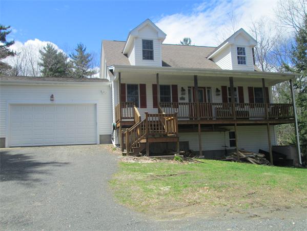 41 Montgomery Road Southampton, MA 01073 - Photo 1 of 28 Gallery Image 1