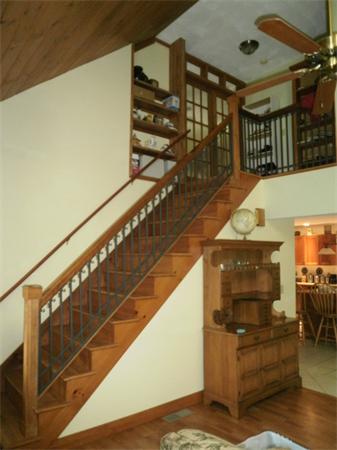 41 Montgomery Road Southampton, MA 01073 - Photo 13 of 28 Gallery Image 13