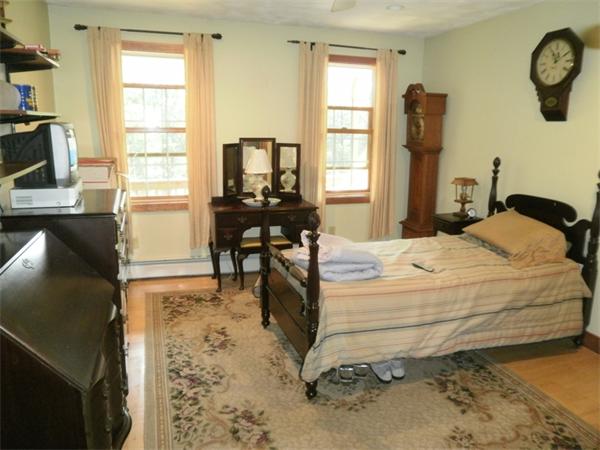 41 Montgomery Road Southampton, MA 01073 - Photo 18 of 28 Gallery Image 18