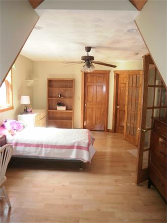 41 Montgomery Road Southampton, MA 01073 - Photo 21 of 28 Gallery Image 21
