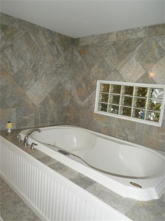 41 Montgomery Road Southampton, MA 01073 - Photo 24 of 28 Gallery Image 24