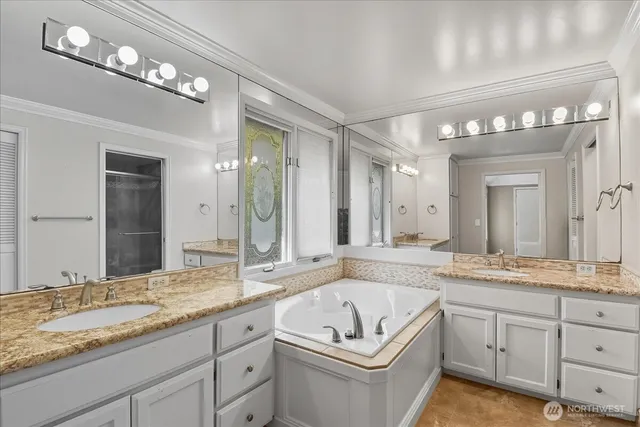 $4,585 | 22512 76th Avenue Southeast, Woodinville, WA 98072