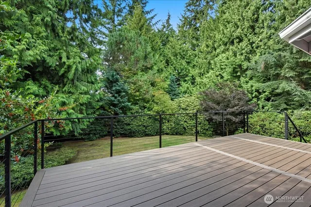 $4,585 | 22512 76th Avenue Southeast, Woodinville, WA 98072