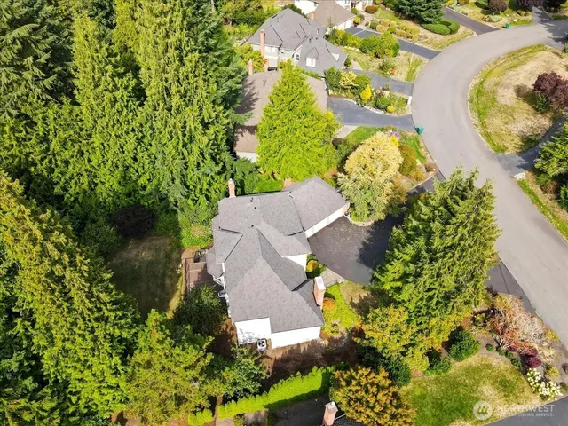 $4,585 | 22512 76th Avenue Southeast, Woodinville, WA 98072