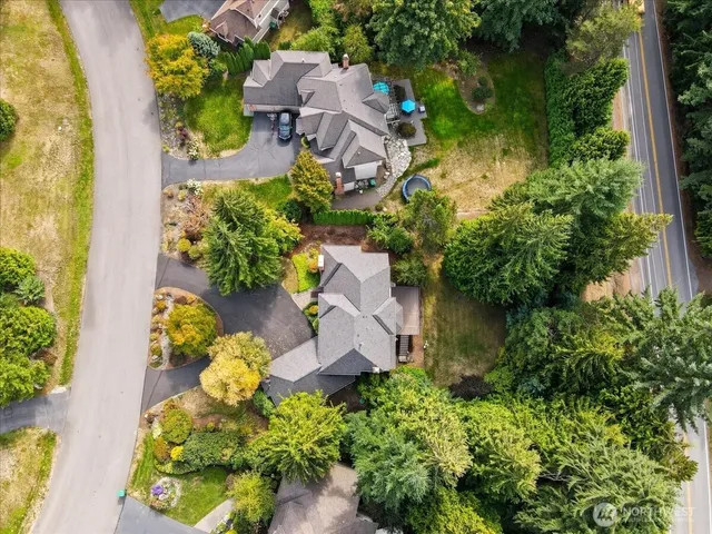 $4,585 | 22512 76th Avenue Southeast, Woodinville, WA 98072