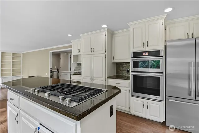 $4,585 | 22512 76th Avenue Southeast, Woodinville, WA 98072