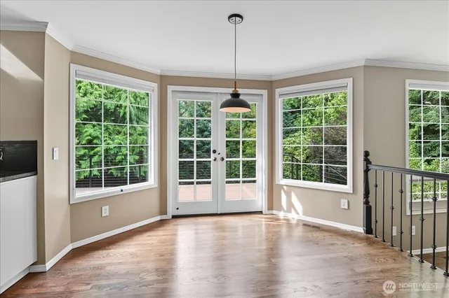 $4,585 | 22512 76th Avenue Southeast, Woodinville, WA 98072