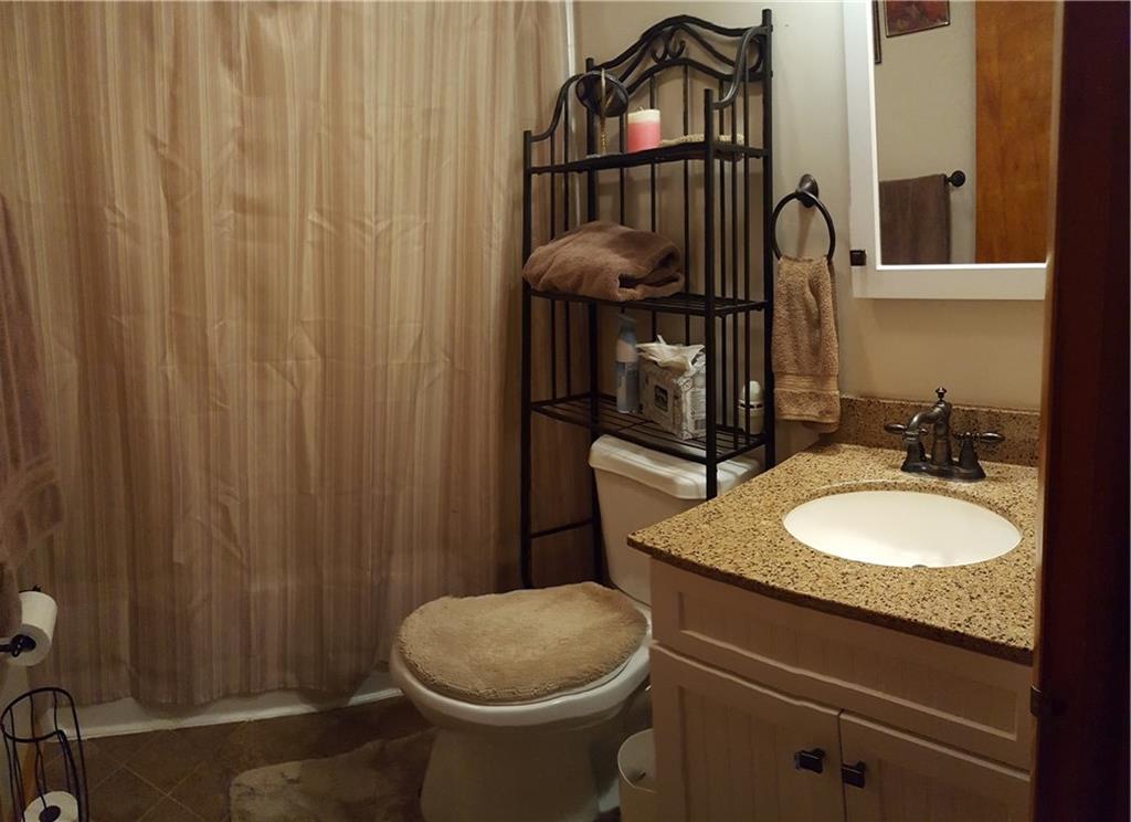 2000 Kentucky Lane Rochester, PA 15074 - Photo 4 of 25