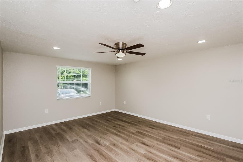 3914 Pensdale Drive New Port Richey, FL 34652 - Photo 7 of 16