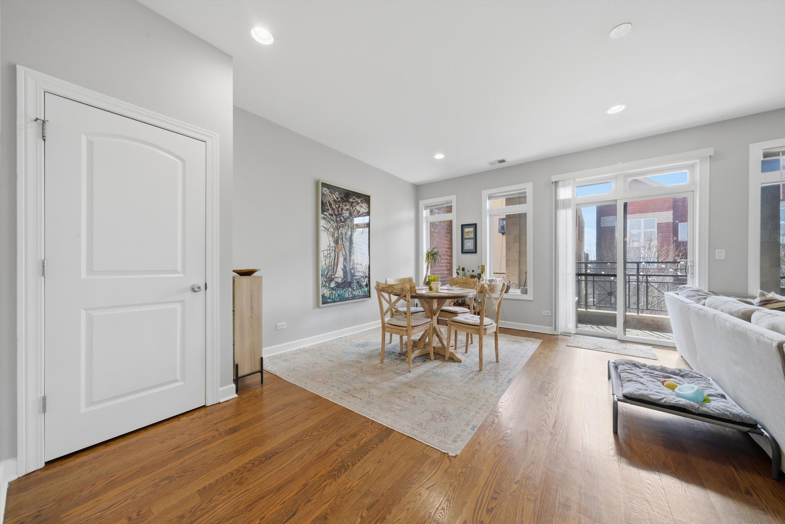 2114 West Rice Street, Unit 4 Chicago, IL 60622 - Photo 3 of 25