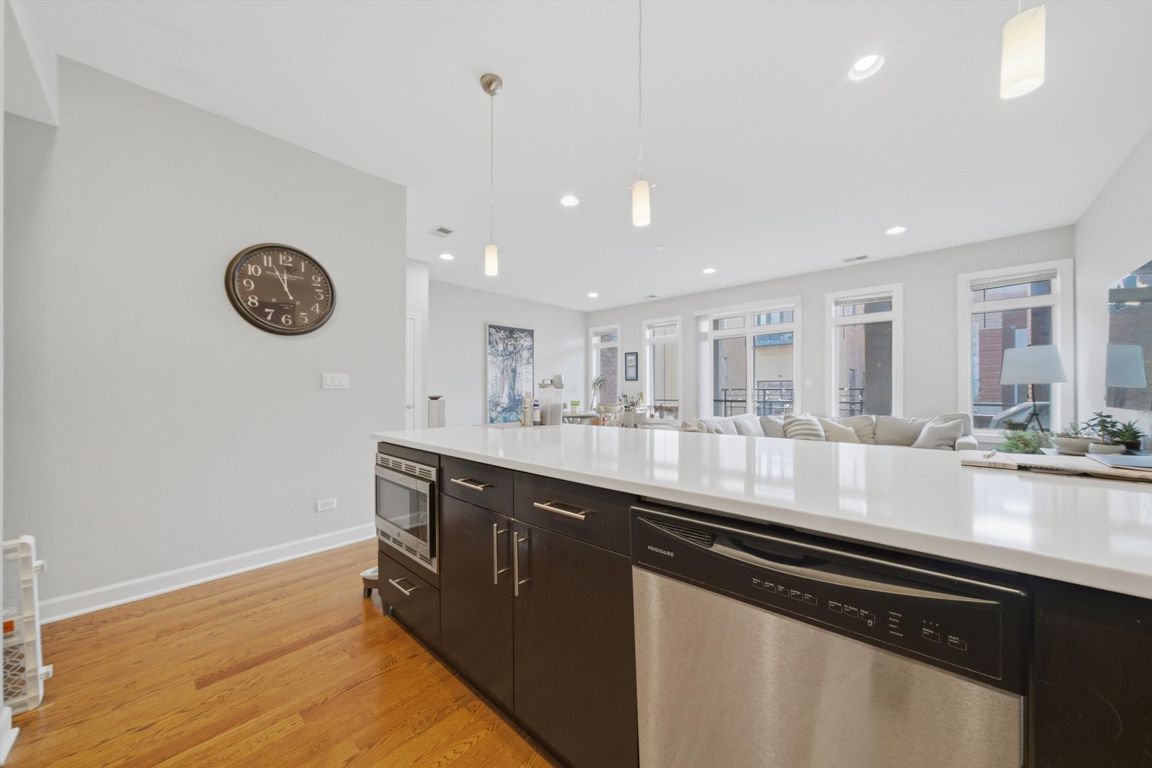 2114 West Rice Street, Unit 4 Chicago, IL 60622 - Photo 8 of 25